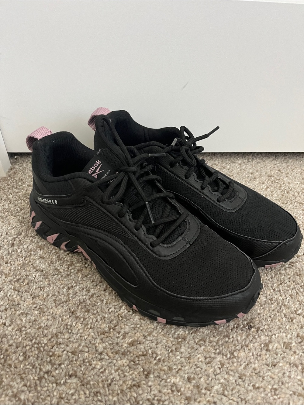 Reebok Women's Black Sneakers with Pink Accents